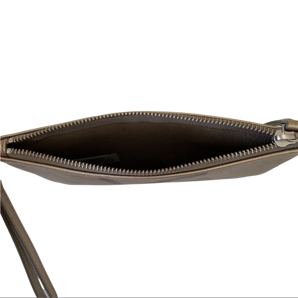 Banana Republic XO Metallic Gold Tone Wristlet Clutch - Picture 5 of 6